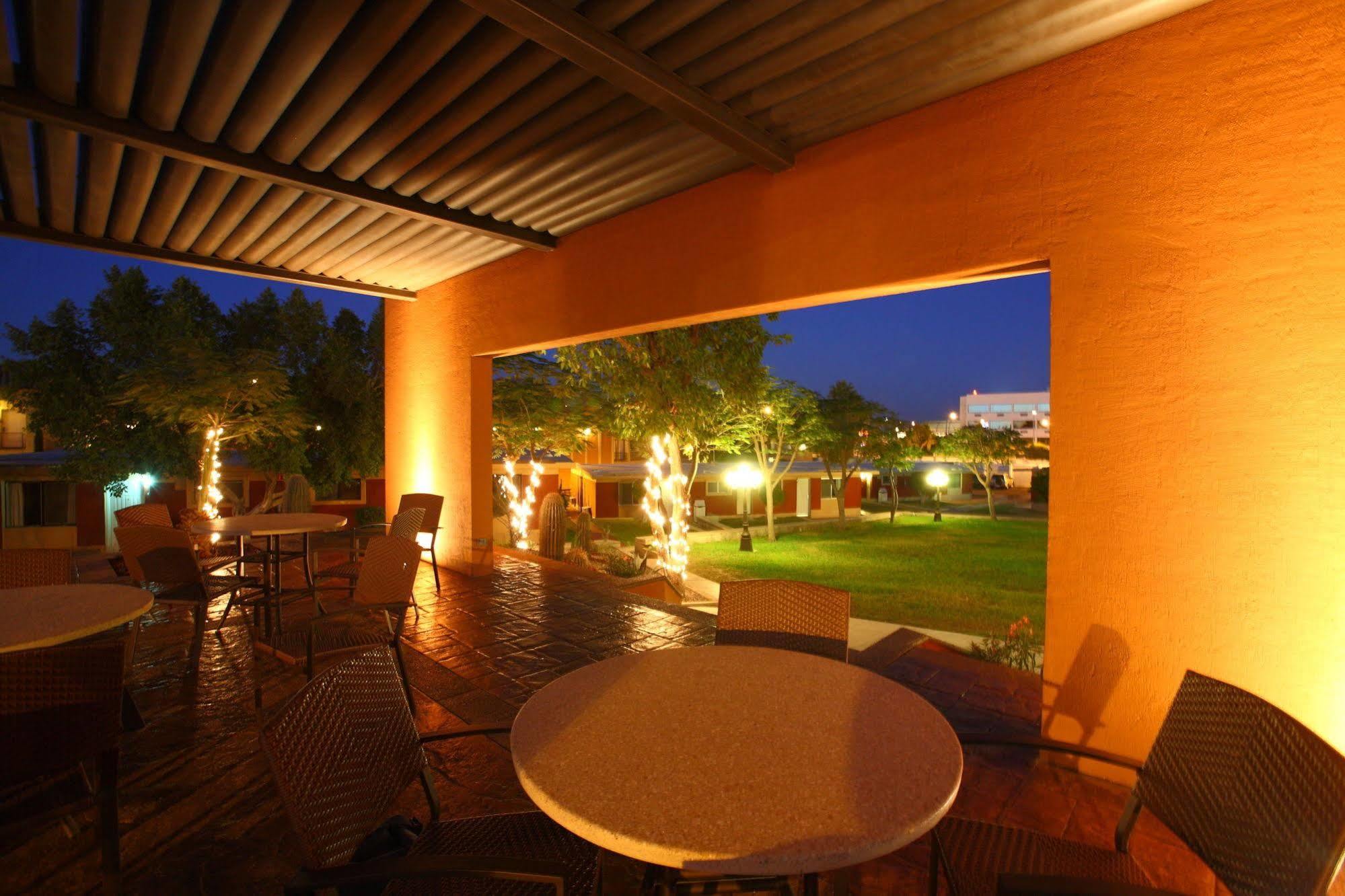 Hotel Gandara Hermosillo Esterno foto