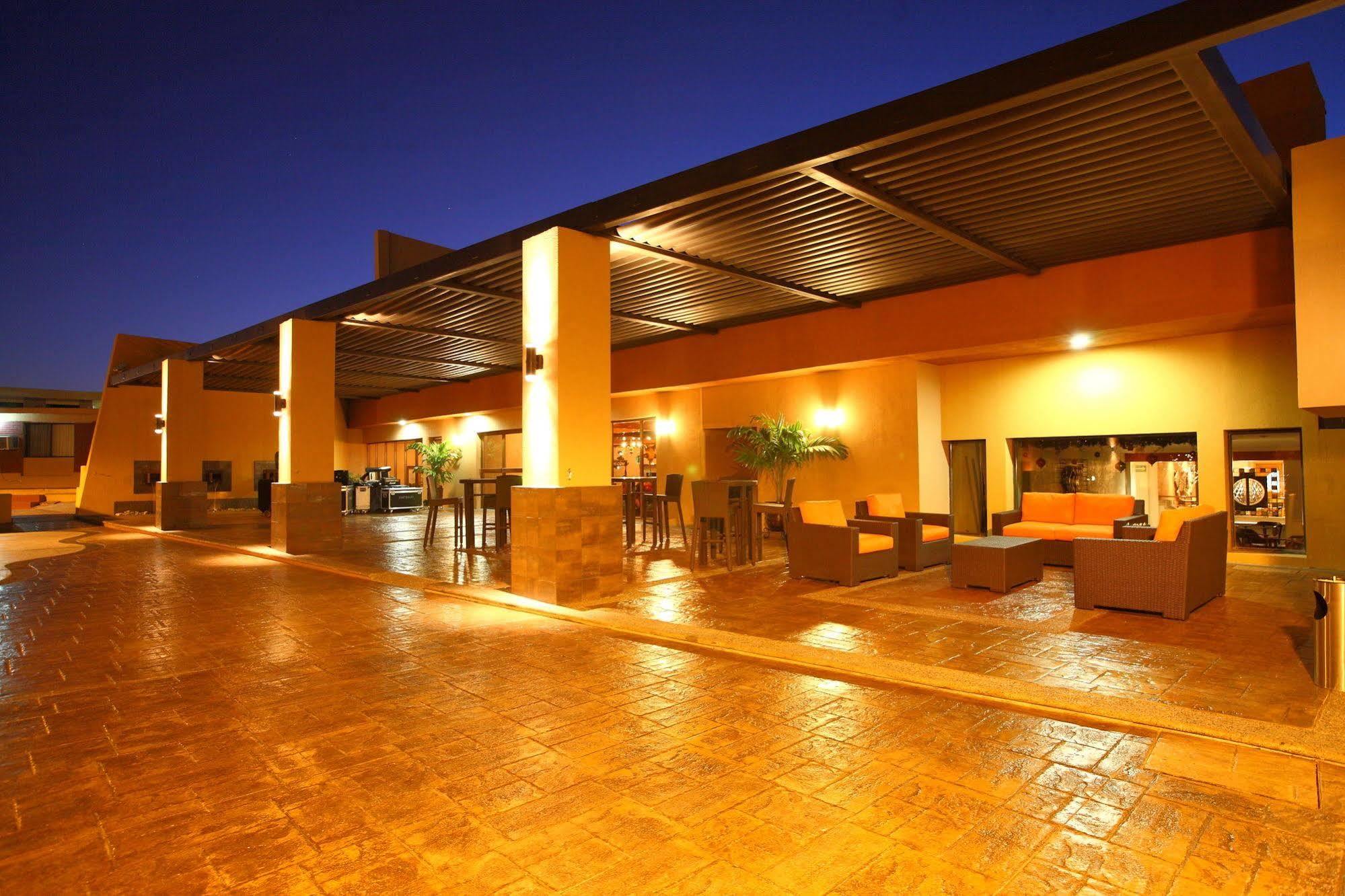 Hotel Gandara Hermosillo Esterno foto